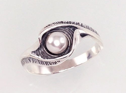 Серебряное кольцо #2100931(POx-Bk)_PE, Серебро	925°, оксид (покрытие), Жемчуг , Размер: 17.5, 2.8 гр. image 1