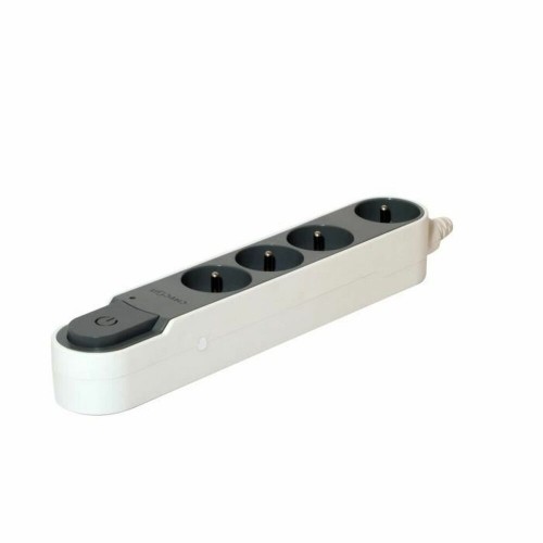 4-socket plugboard with power switch Chacon image 1