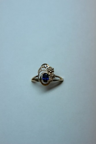 Gemmi Золотое кольцо с бриллиантом и сапфиром image 1