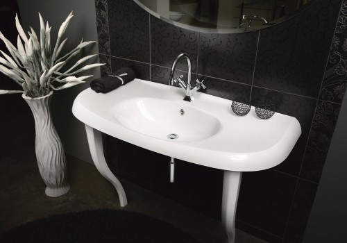 PAA VICTORIA IVICK/00 Glossy White Cast stone sink with decorative legs image 3