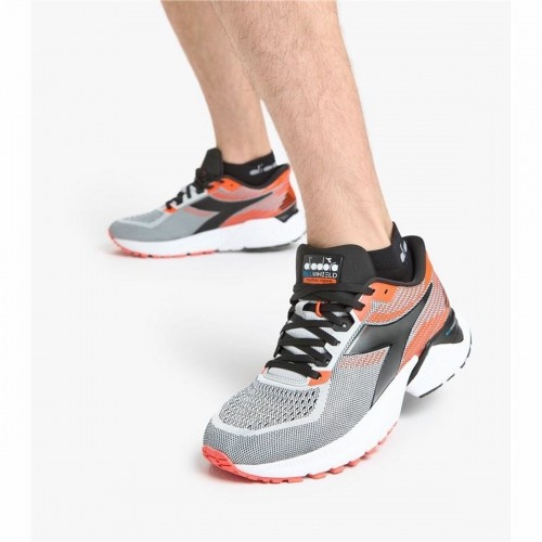 Running Shoes for Adults Diadora Mythos Blushield Vigore Men Light grey image 3