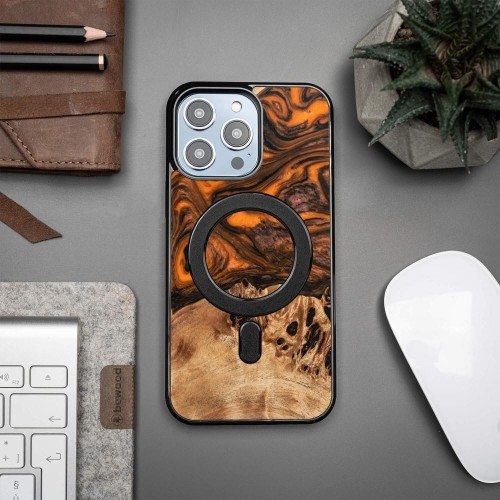 Wood and Resin Case for iPhone 14 Pro Max MagSafe Bewood Unique Orange - Orange and Black image 3