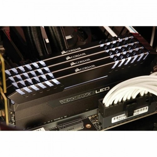 RAM Memory Corsair Revenge LED DDR4 64 GB image 3