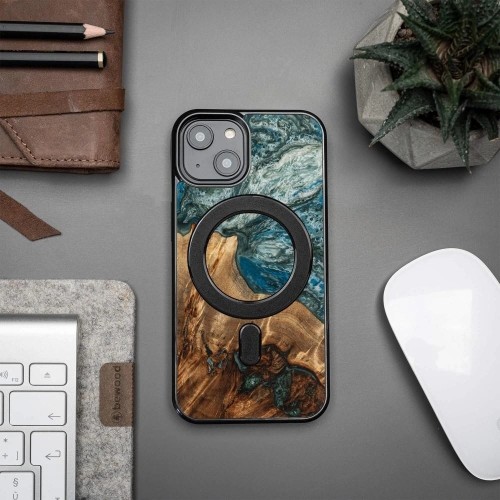 Wood and resin case for iPhone 15 Plus MagSafe Bewood Unique Planet Earth - blue-green image 3
