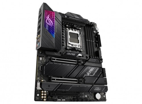 ASUS ROG STRIX X670E-E GAMING WIFI AMD X670 Socket AM5 ATX image 3