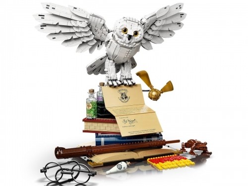 LEGO HARRY POTTER 76391 HOGWARTS ICONS - COLLECTORS' EDITION image 3
