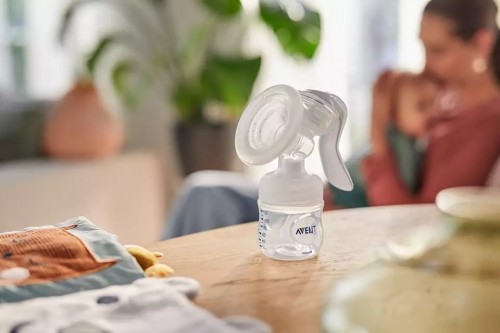 Philips Avent Lotus manuālais krūts piena sūknis ar trauciņiem piena/ēdiena uzglabāšanai (3 gab., + adapteris) - SCF430/13 image 4