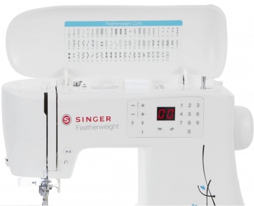 Singer C240 Featherweight Sewing Machine image 4