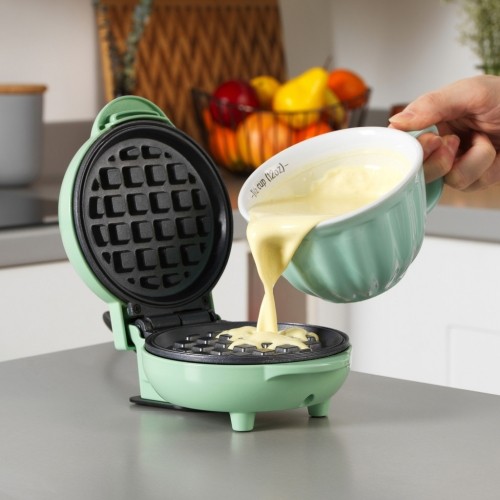 Petra PT4214GRNVDEEU7 Mini Waffle Maker sorbet green image 4