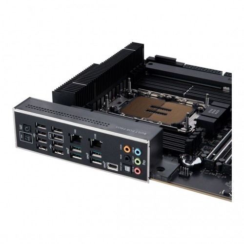 ASUS PRO WS W790-ACE Intel W790 LGA 4677 (Socket E) image 4