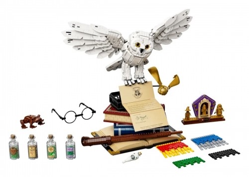 LEGO HARRY POTTER 76391 HOGWARTS ICONS - COLLECTORS' EDITION image 4