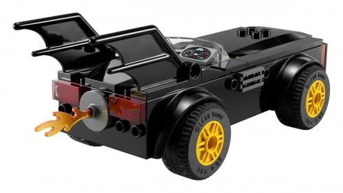 LEGO SUPER HEROES 76264 BATMOBILE PURSUIT - BATMAN VS. THE JOKER image 5