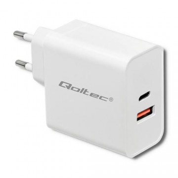 Qoltec 51715 power adapter/inverter Indoor 63 W White
