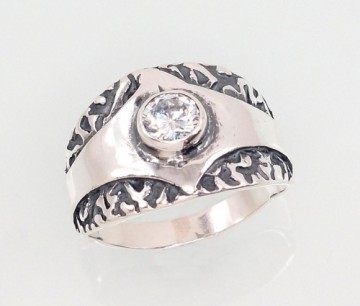 Серебряное кольцо #2101402(POx-Bk)_CZ, Серебро	925°, оксид (покрытие), Цирконы , Размер: 17, 4.3 гр.
