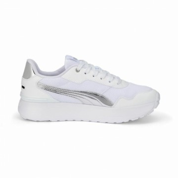 Женские спортивные кроссовки Puma R78 Voyage Distressed  Белый