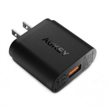 AUKEY PA-T9 mobile device charger Universal Black AC, DC, USB Fast charging Indoor