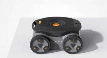 AYI   | Robotic Pool Cleaner | P1