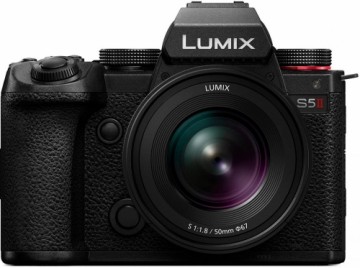 Panasonic Lumix DC-S5 II + 50mm