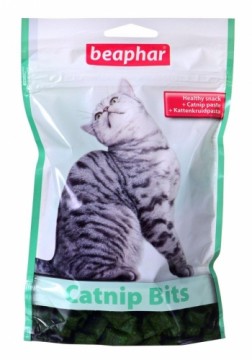 Beaphar Catnip Bits - catnip treats for cats - 150 g