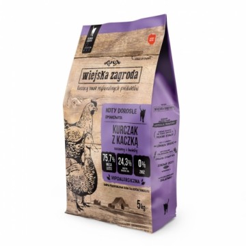 COUNTRY FARM Chicken and Duck - dry cat food - 5 kg