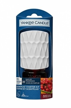 Yankee Candle Electric Organic kit Black Cherry scent into the drawer