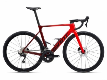 Šosejas velosipēds Giant Propel Advanced 2 Pure Red (2024.g.) (gab.)