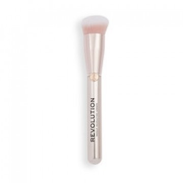 R8 Create Angled Foundation Brush - Face Brush