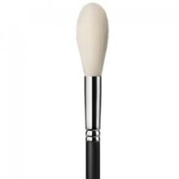 MAC Brush 137S - Dlouhý, ultra jemný štětec na pudrová líčidla