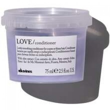 Davines Essential Haircare Love Smoothing Conditioner (unruly and frizzy hair)