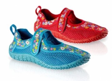 Girls’ Aqua Shoe